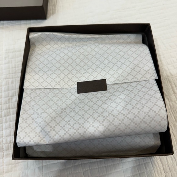 Men 100% Original Black Gucci Belt with Interlocking G Buckle - Picture 11 of 12